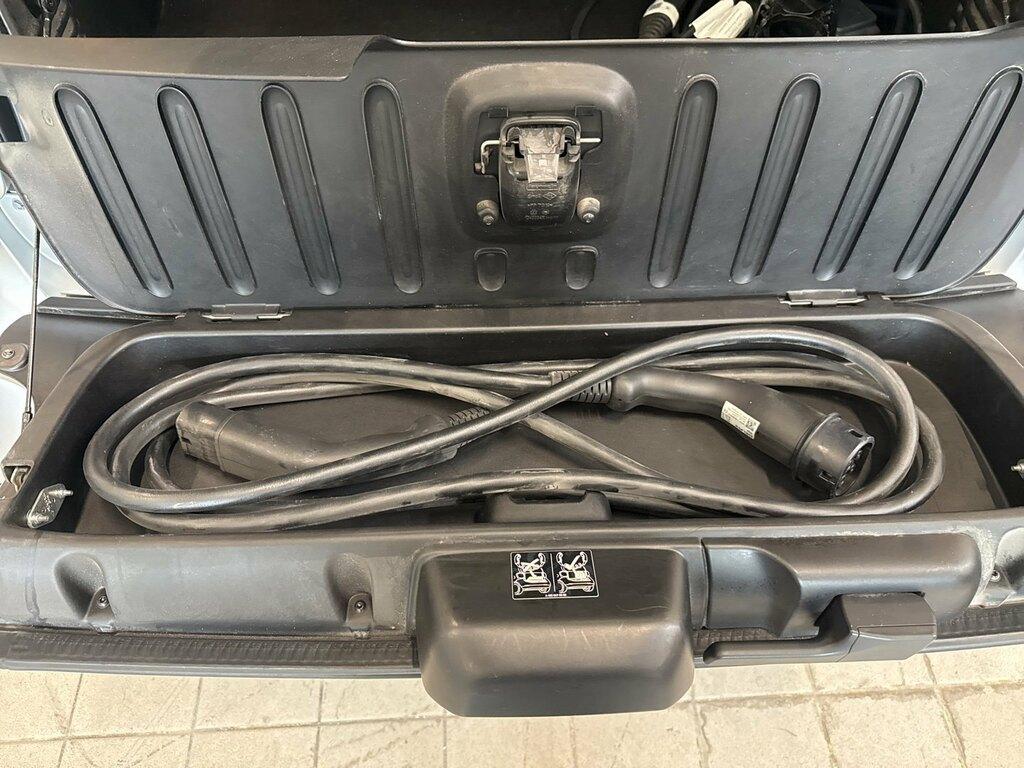 Smart fortwo eq mattrunner 22kW