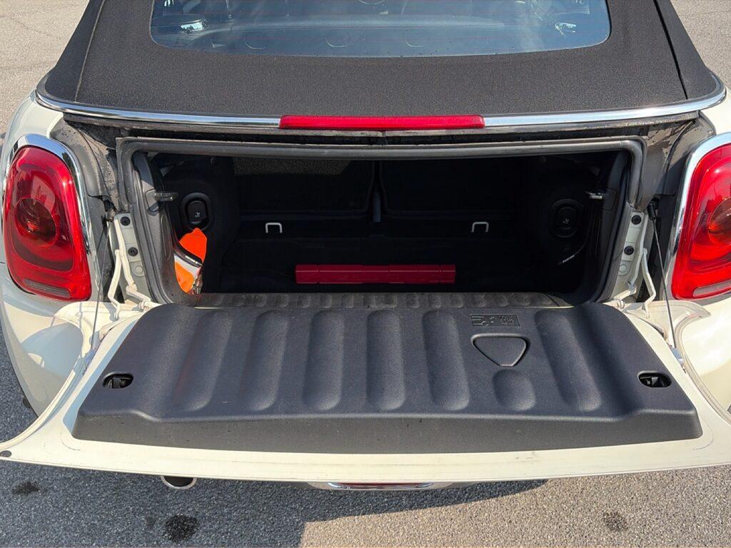 Mini Cooper D Cabrio 1.5 Cooper D Hype