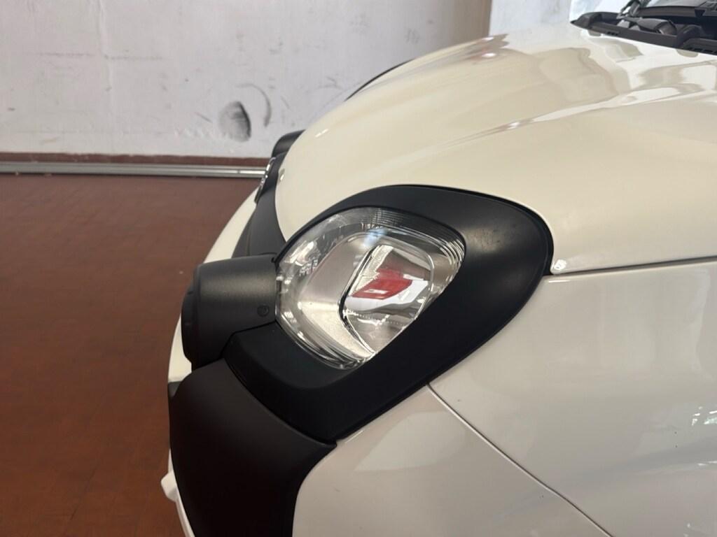 Fiat Panda 1.0 hybrid City Cross s&s 70cv 5p.ti