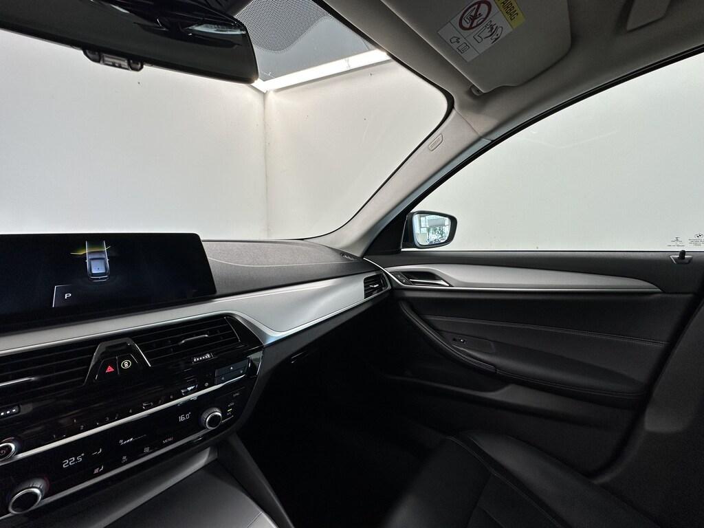 BMW Serie 5 520d Touring xdrive Luxury auto