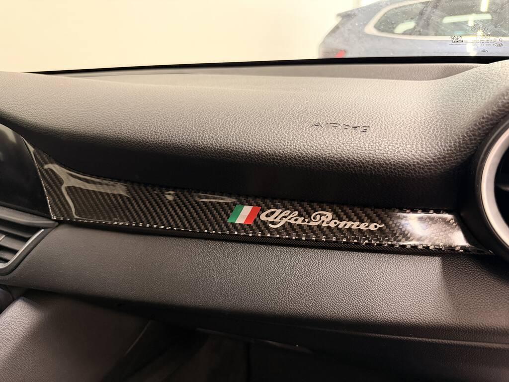 Alfa Romeo Giulia 2.2 t Super 150cv