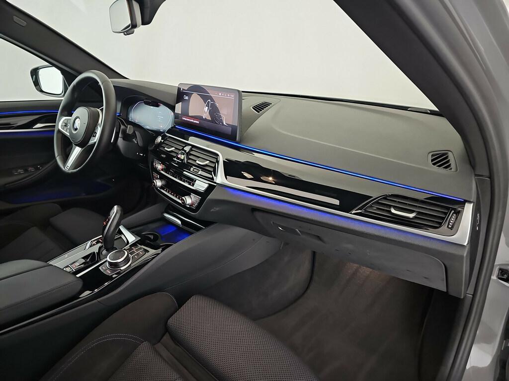 BMW Serie 5 530d Touring mhev 48V xdrive Msport auto
