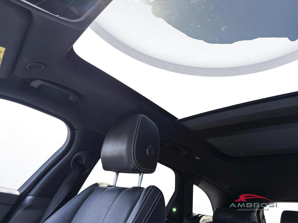 Land Rover Range Rover Velar 2.0d i4 mhev R-Dynamic SE 4wd 204cv auto