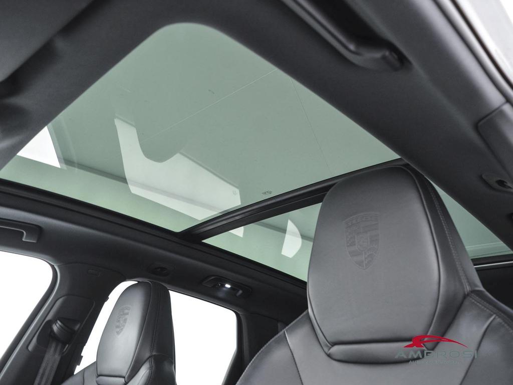 Porsche Cayenne 3.0 e-hybrid tiptronic
