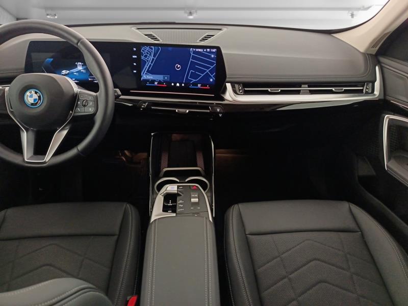 BMW iX1 edrive 20 X-Line
