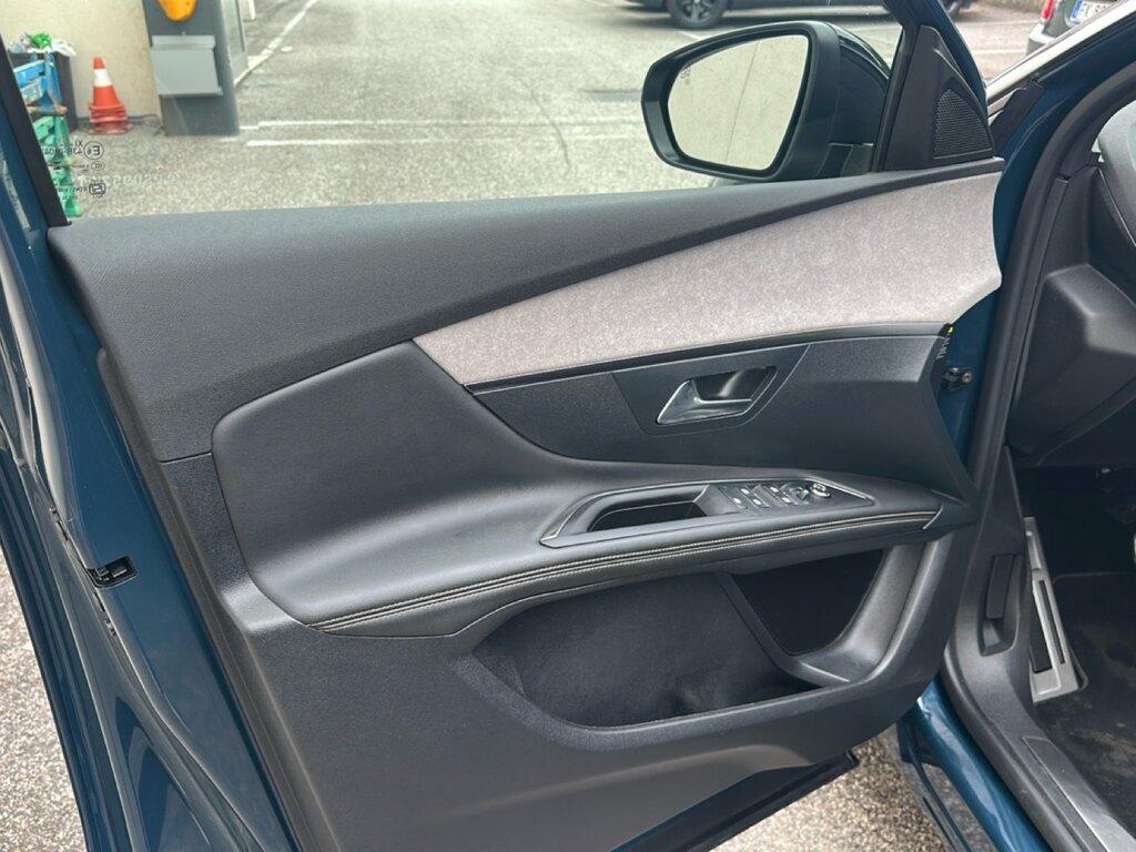 Peugeot 3008 1.6 hybrid4 GT 300cv e-eat8