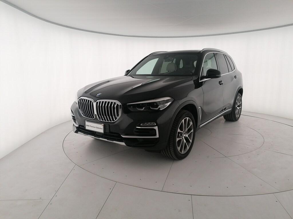 BMW X5 xdrive30d mhev 48V xLine auto