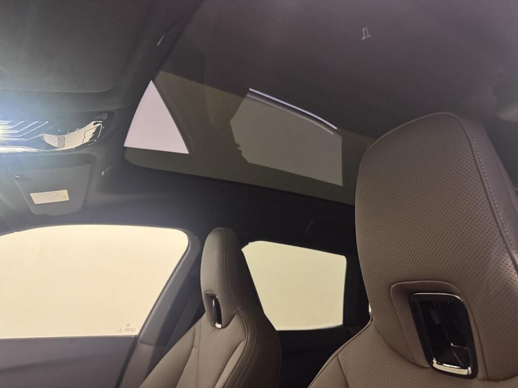 BMW iX xdrive40 pacchetto sportivo