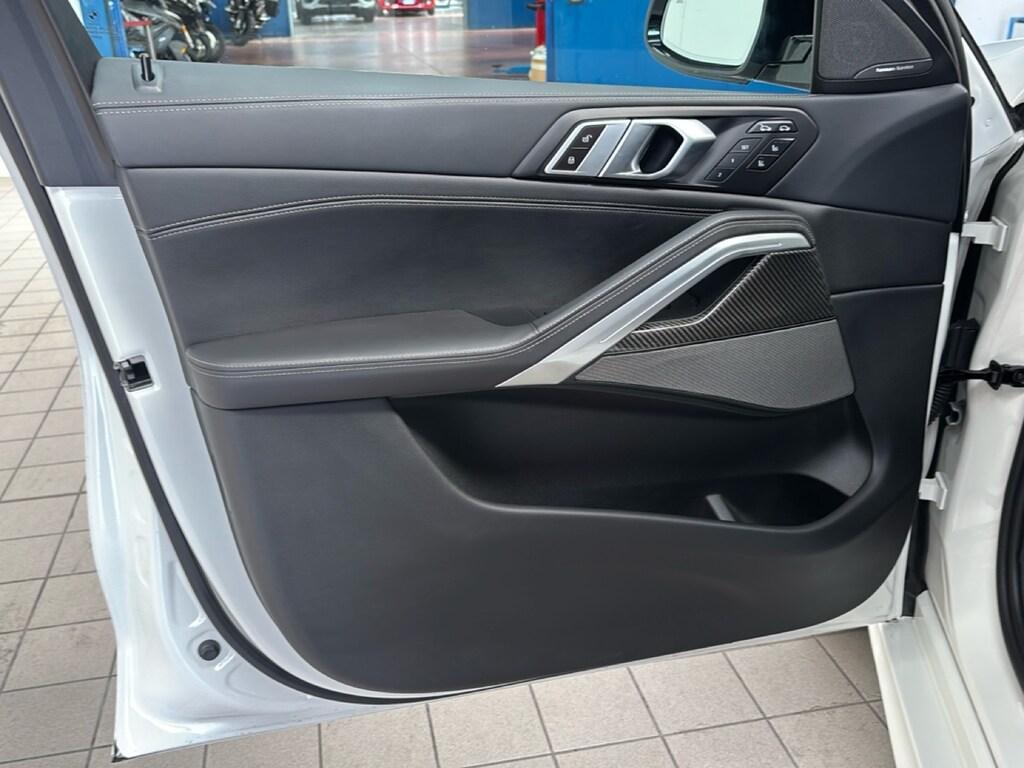 BMW X6 M X6 M60i auto