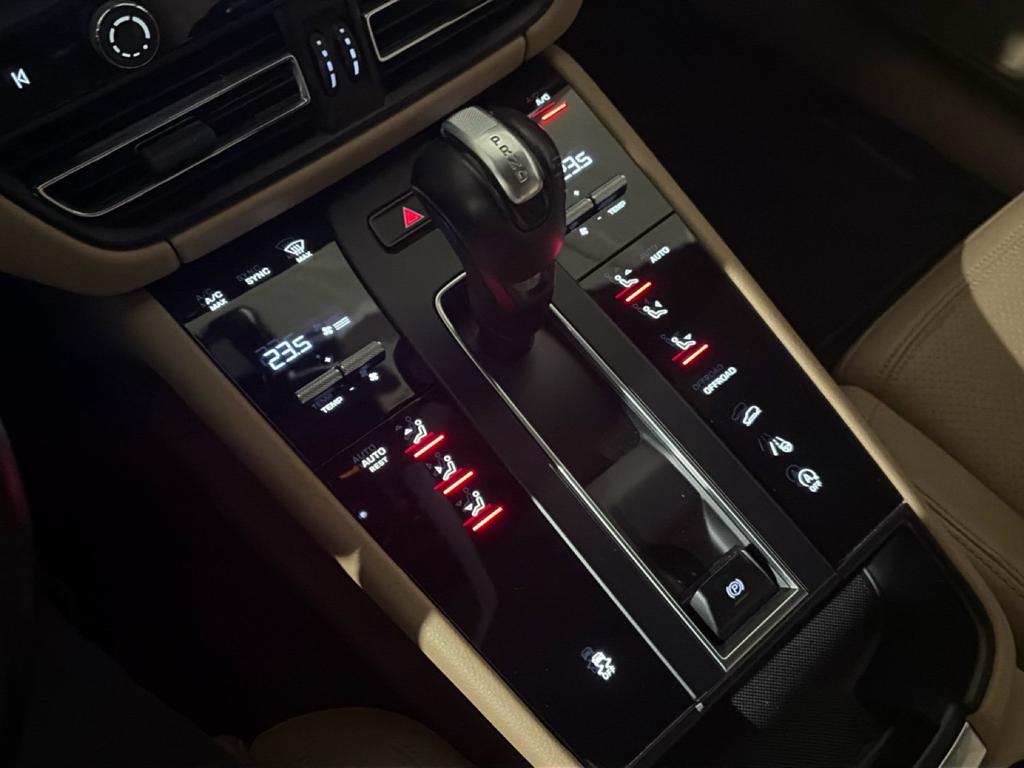 Porsche Macan 2.0 265cv pdk