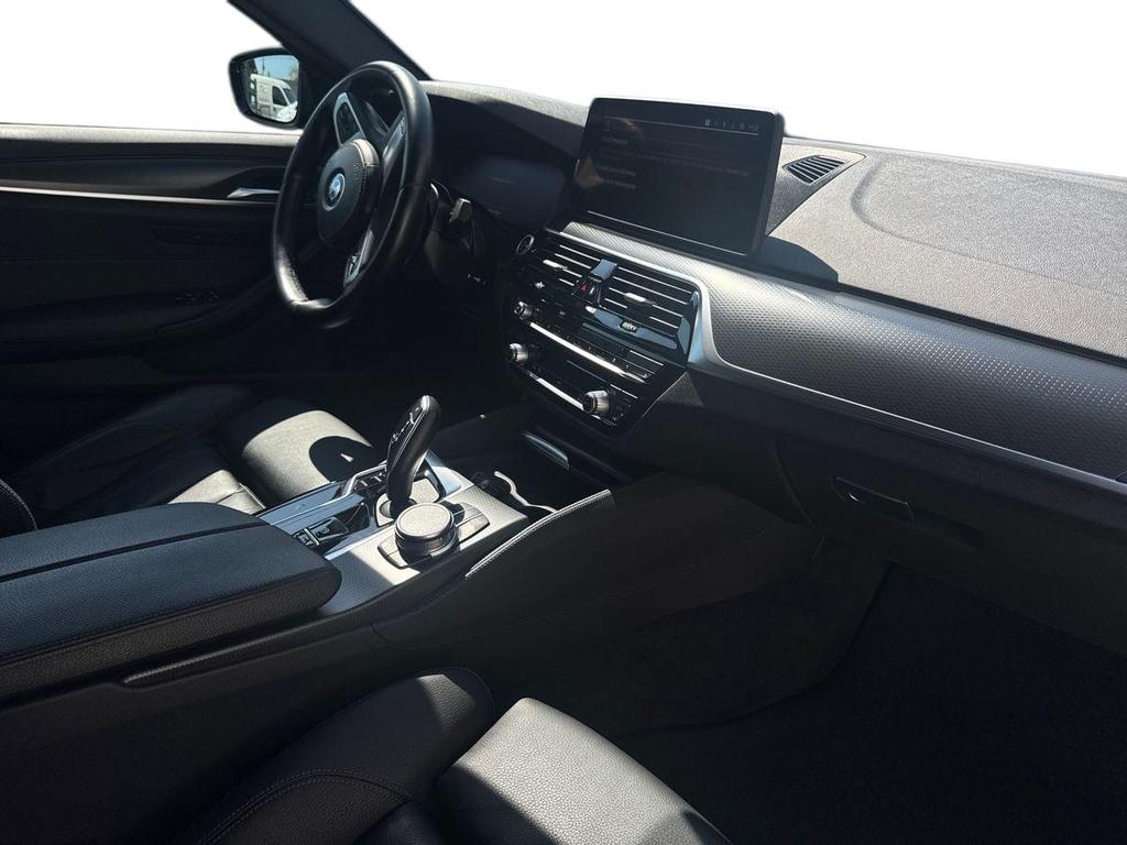 BMW Serie 5 530d mhev 48V xdrive Msport auto