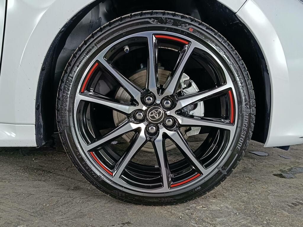 Toyota Yaris 1.5h GR Sport