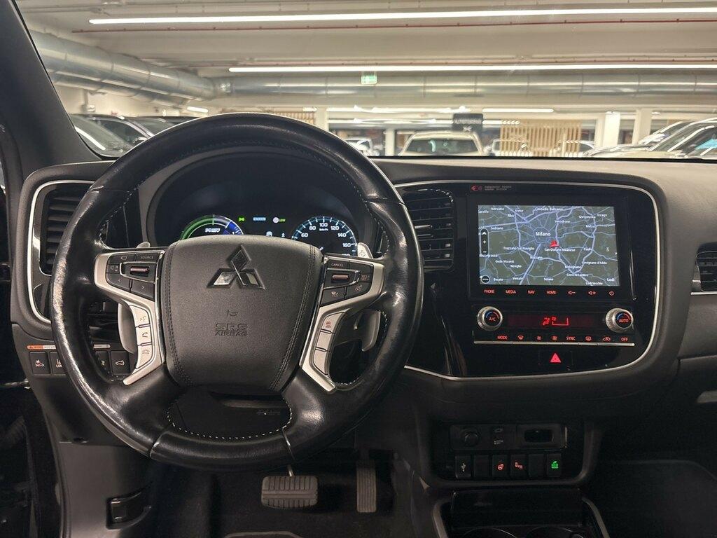 Mitsubishi Outlander phev 2.4 Diamond 4wd