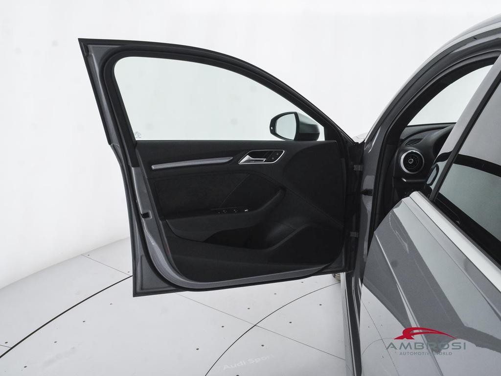 Audi RS3 Sportback 2.5 tfsi quattro s-tronic