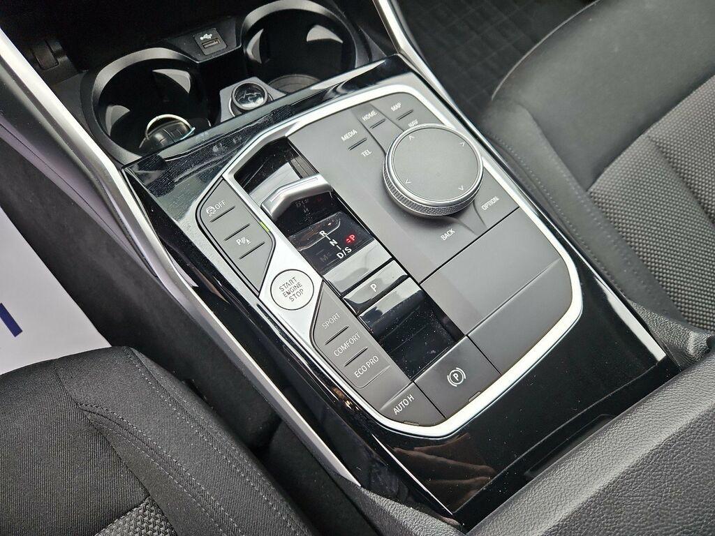 BMW Serie 3 316d Touring mhev 48V auto