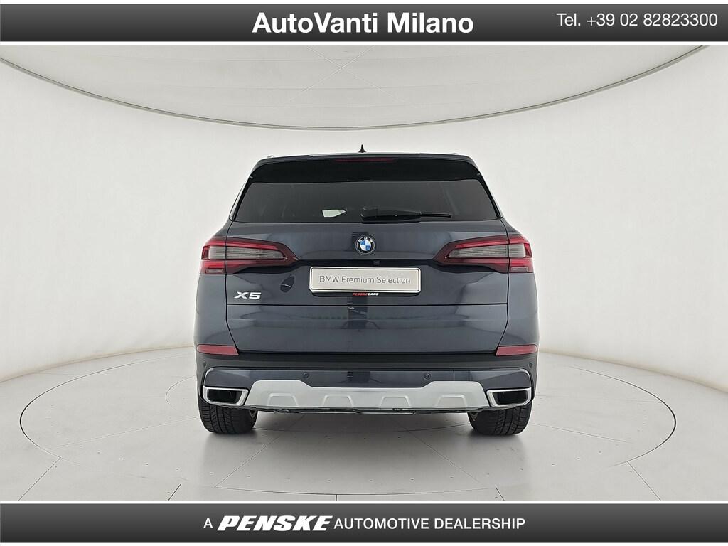 BMW X5 xdrive30d mhev 48V xLine auto