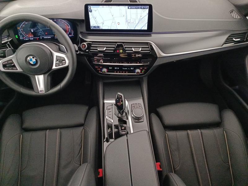 BMW Serie 5 530d Touring mhev 48V xdrive Msport auto