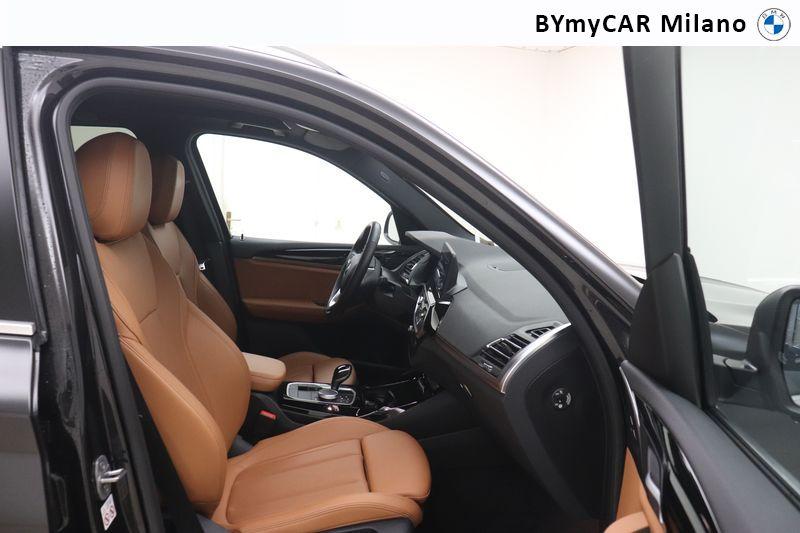 BMW X3 xdrive20d mhev 48V auto