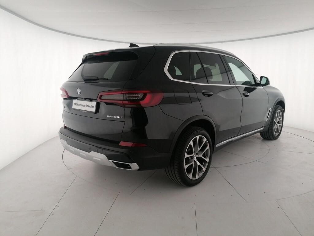 BMW X5 xdrive30d mhev 48V xLine auto