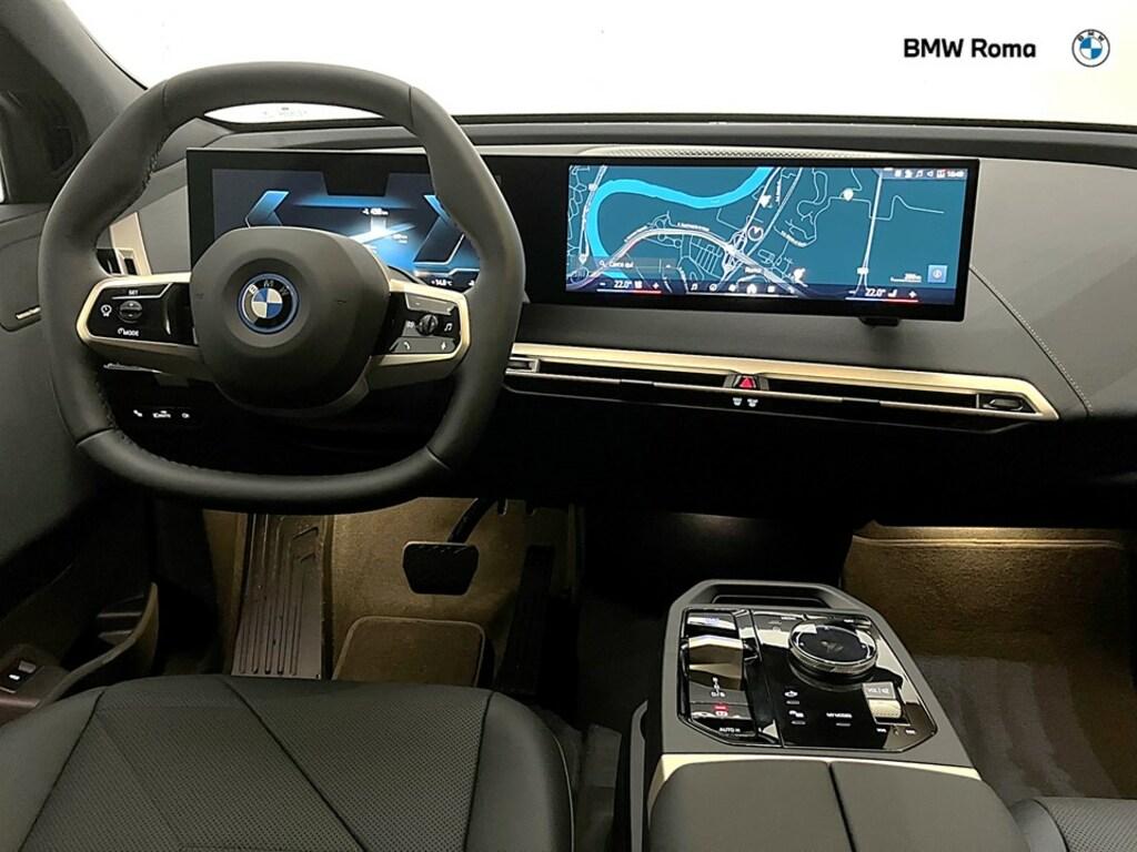 BMW iX xdrive50 pacchetto sportivo