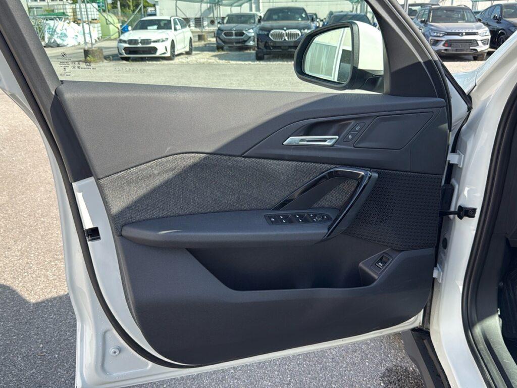 BMW X1 sdrive20i mhev 48V auto