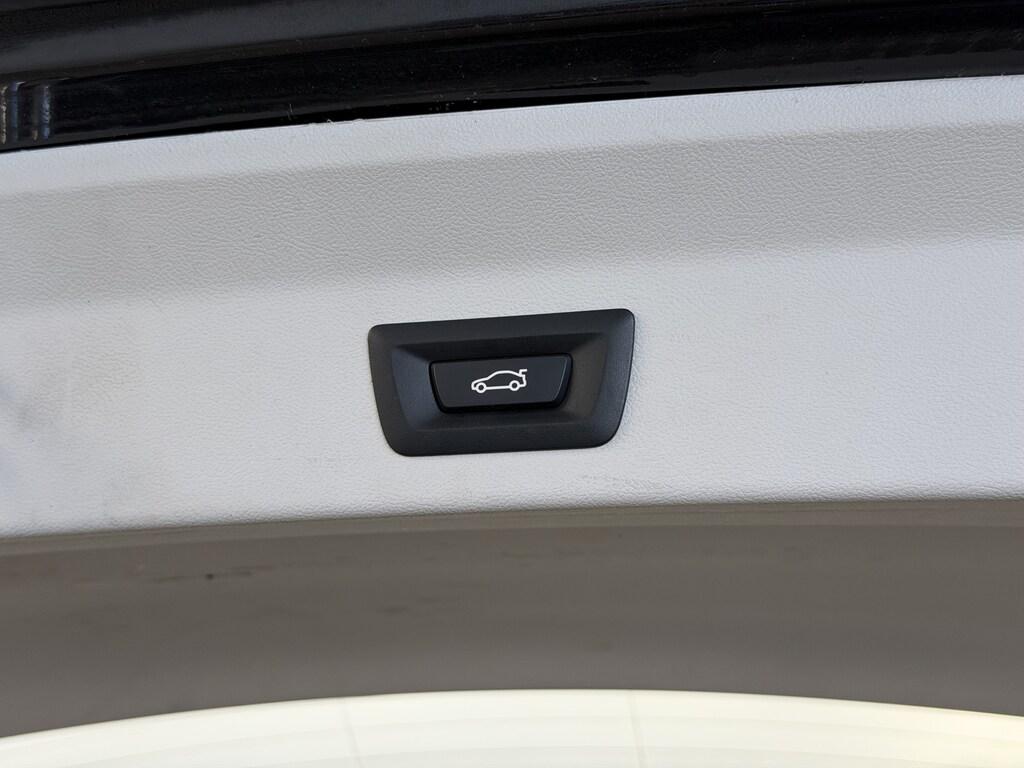 BMW X3 xdrive20d mhev 48V auto