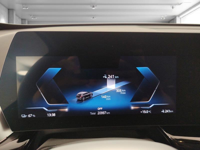 BMW iX1 edrive 20 X-Line