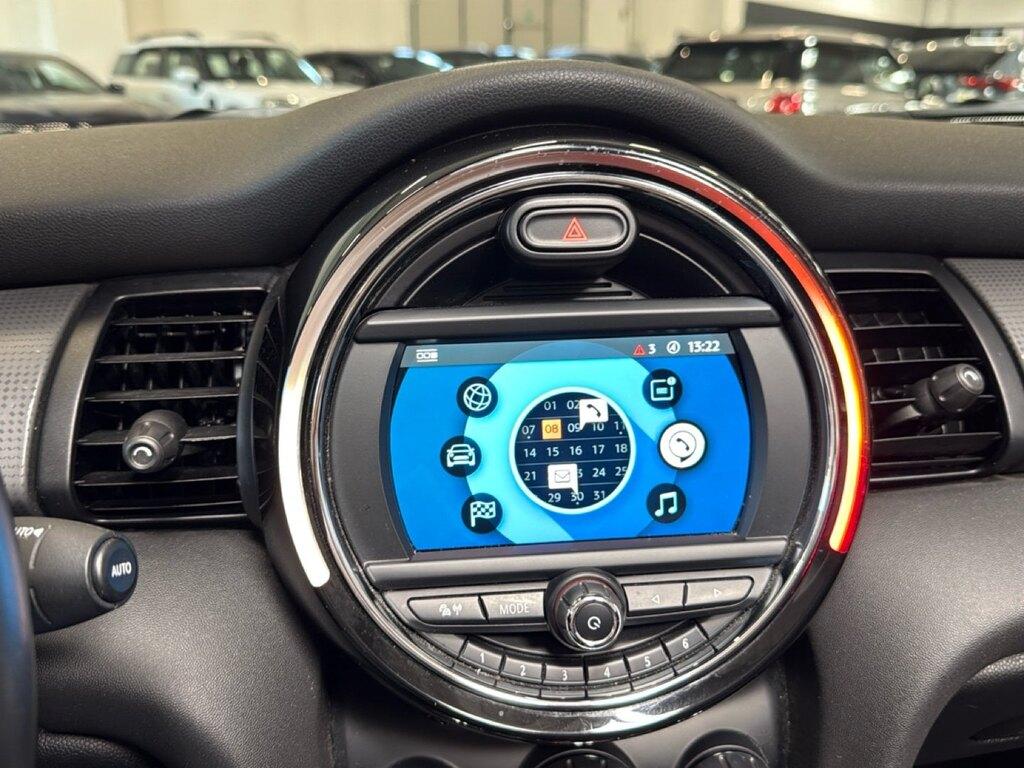 Mini Cooper Cabrio 1.5 Cooper Auto