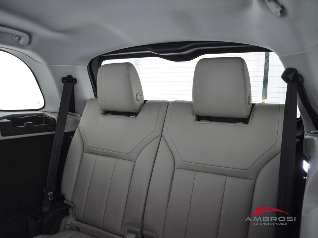 Land Rover Discovery 2.0 sd4 HSE 240cv 7p.ti auto my19