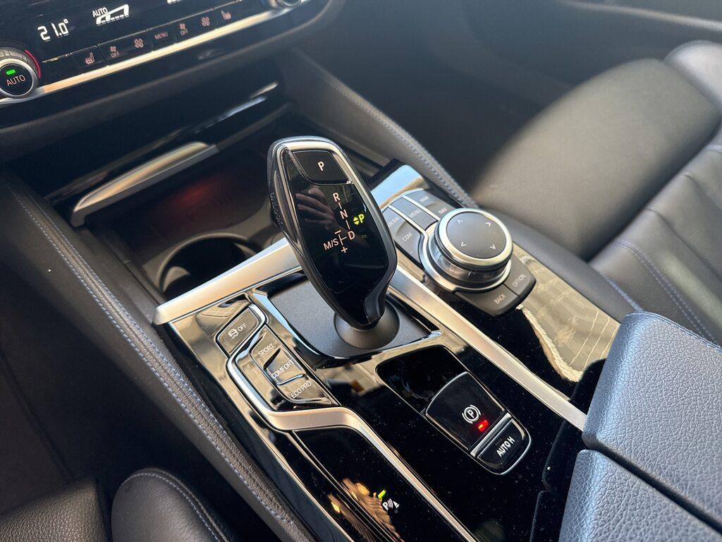 BMW Serie 5 520d Touring mhev 48V xdrive Msport auto