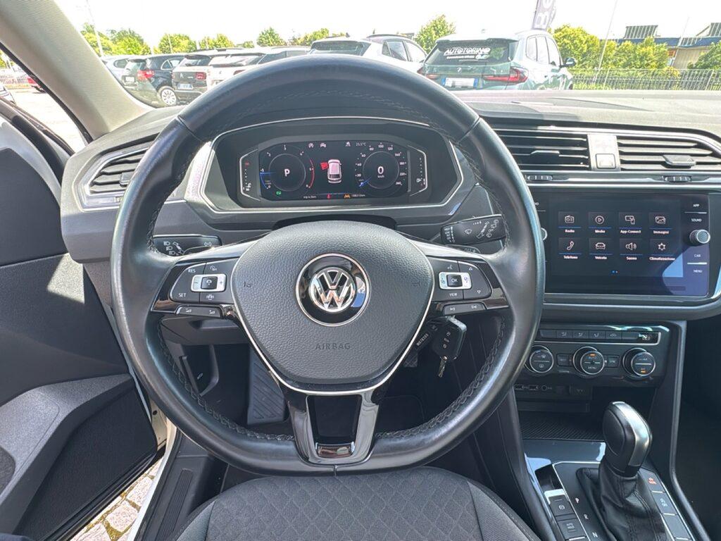 Volkswagen Tiguan 2.0 tdi Advanced R-Line Exterior Pack 150cv dsg