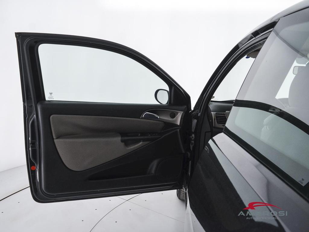 Lancia Ypsilon 1.3 mjt Platino