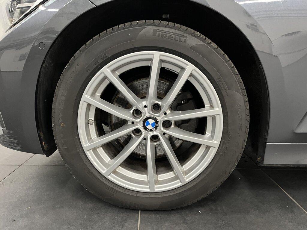 BMW Serie 3 320d Touring mhev 48V xdrive auto