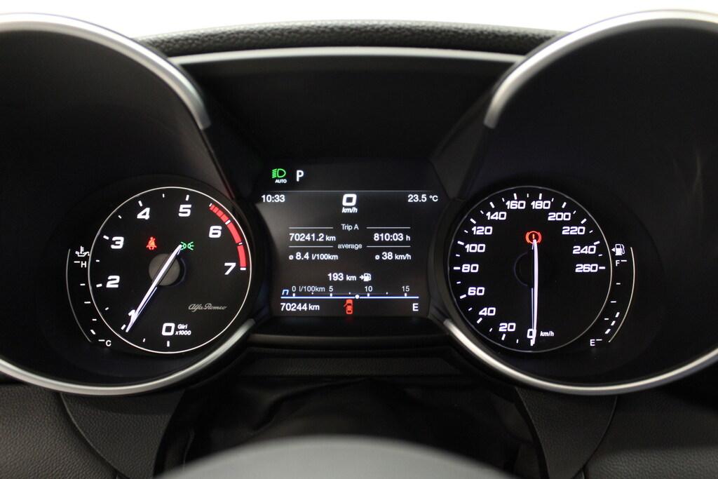 Alfa Romeo Giulia 2.0 t Sport Tech 200cv auto
