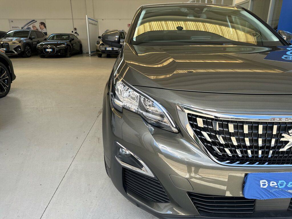 Peugeot 3008 1.5 bluehdi Active s&s 130cv