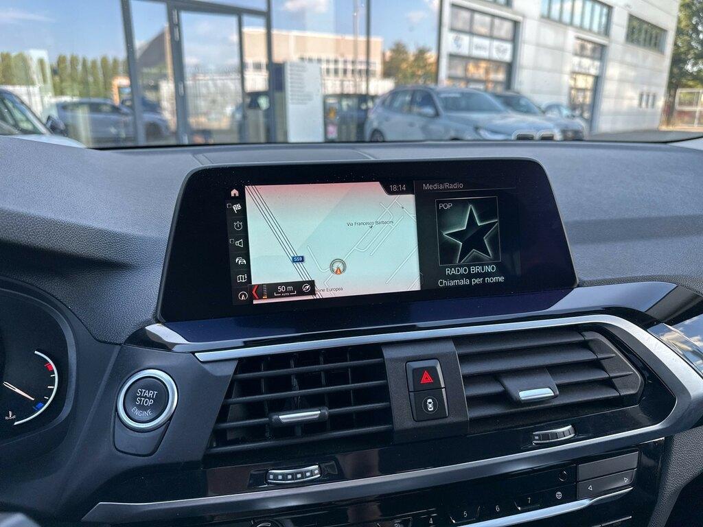 BMW X3 xdrive20d mhev 48V xLine auto