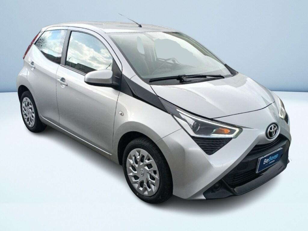 Toyota Aygo 5p 1.0 x-play 72cv