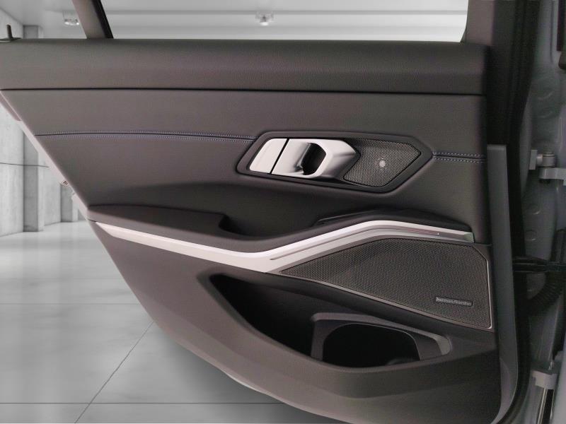 BMW Serie 3 320d Touring mhev 48V Msport xdrive auto