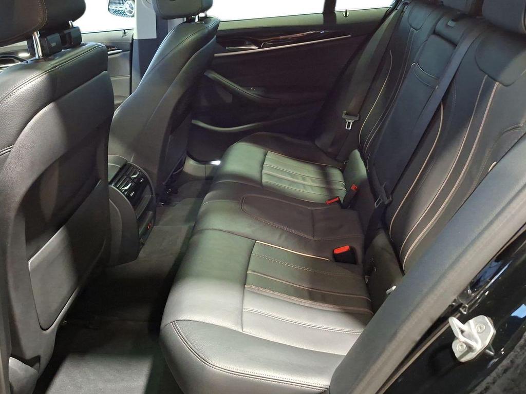 BMW Serie 5 520d Touring mhev 48V Luxury auto