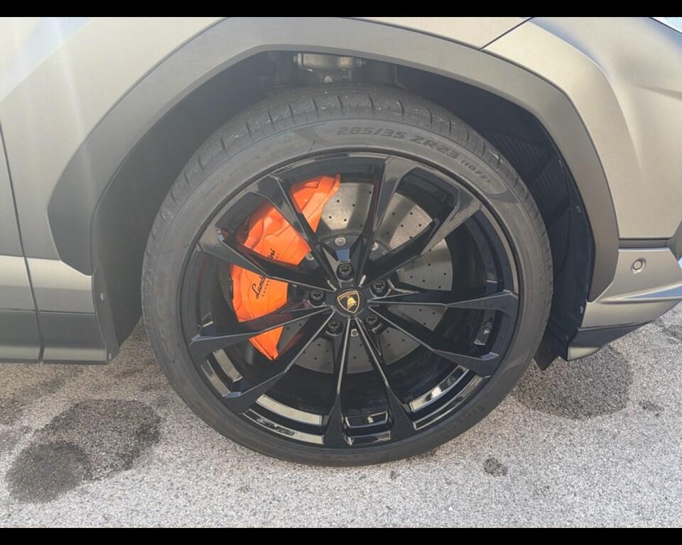 Lamborghini Urus 4.0 V8 auto