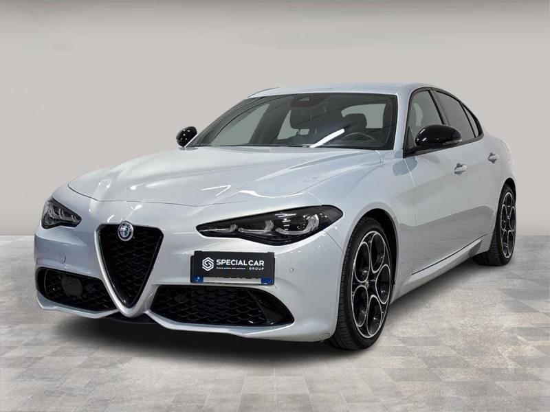 Alfa Romeo Giulia 2.2 t Competizione 160cv auto