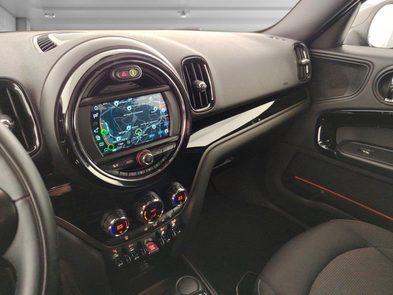 Mini Cooper D Countryman 2.0 TwinPower Turbo Cooper D Boost Steptronic