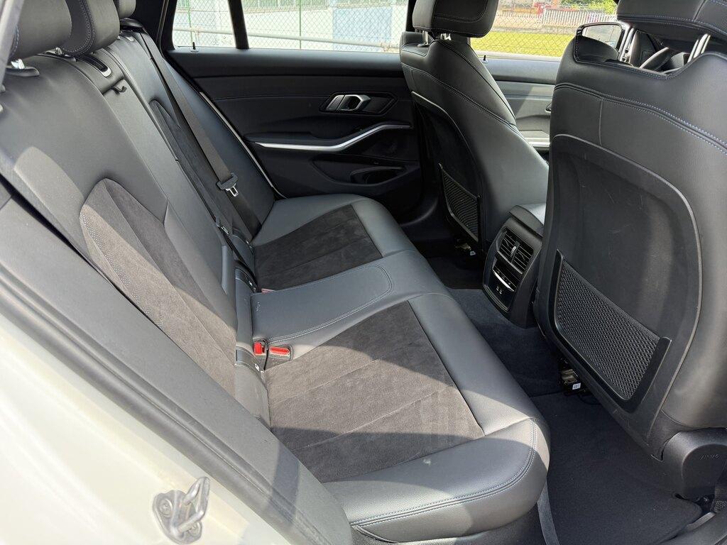 BMW Serie 3 330d Touring mhev 48V xdrive Msport auto
