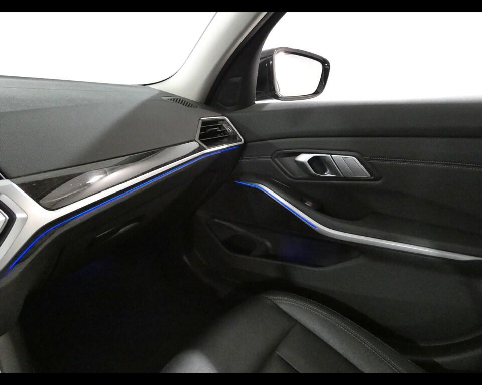 BMW Serie 3 320d Touring mhev 48V Luxury auto