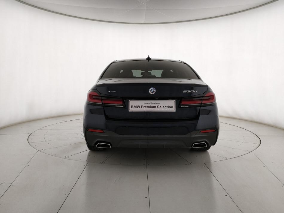 BMW Serie 5 530d Touring mhev 48V xdrive Msport auto