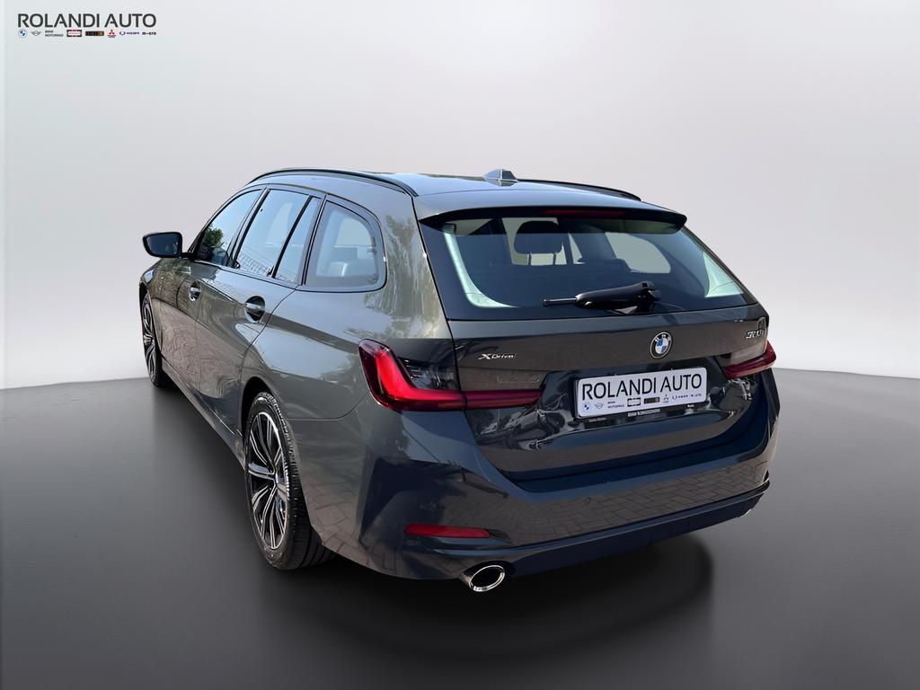 BMW Serie 3 320d Touring mhev 48V xdrive auto