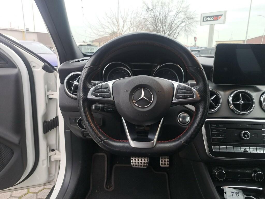 Mercedes GLA 220 Premium 4matic auto