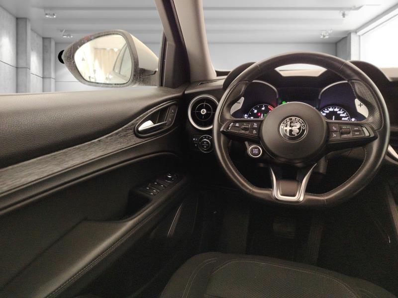 Alfa Romeo Stelvio 2.2 t Business Q4 190cv auto