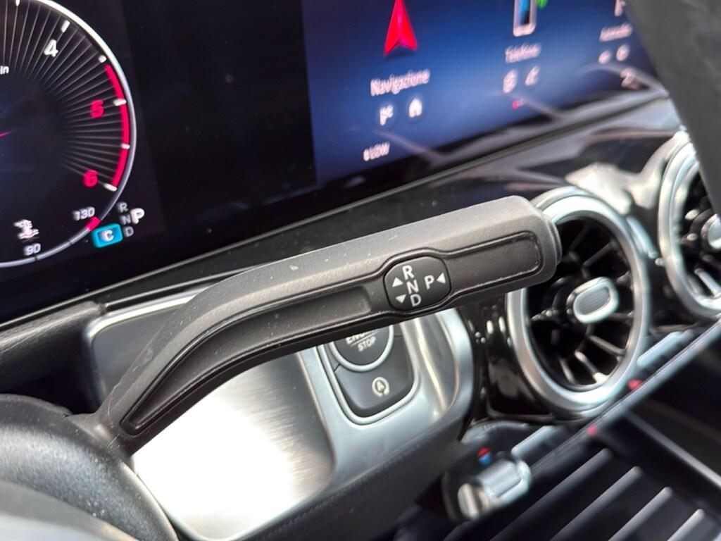 Mercedes GLB 180 d Progressive Advanced auto