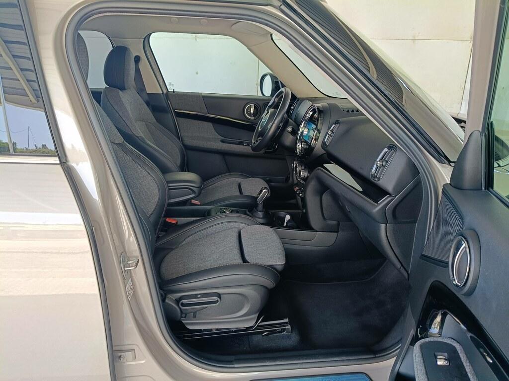 Mini Cooper SD Countryman 2.0 TwinPower Turbo Cooper SD Business Steptronic